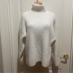 H&M Oversized Turtleneck Tunic Sweater Ivory Size XS Extra Small Wool Blend